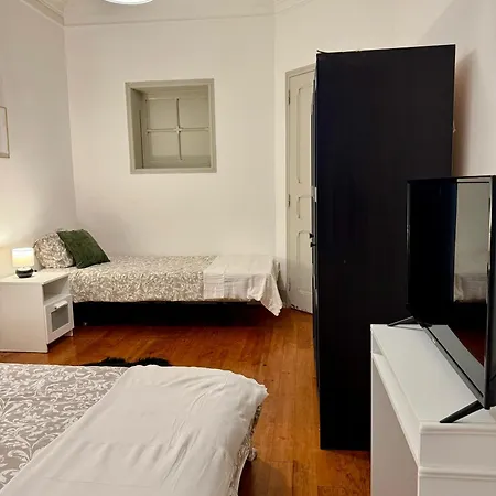 Appartamento Warm & Welcoming T3 With Garden