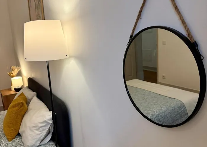 Warm & Welcoming T3 With Garden Lisbon